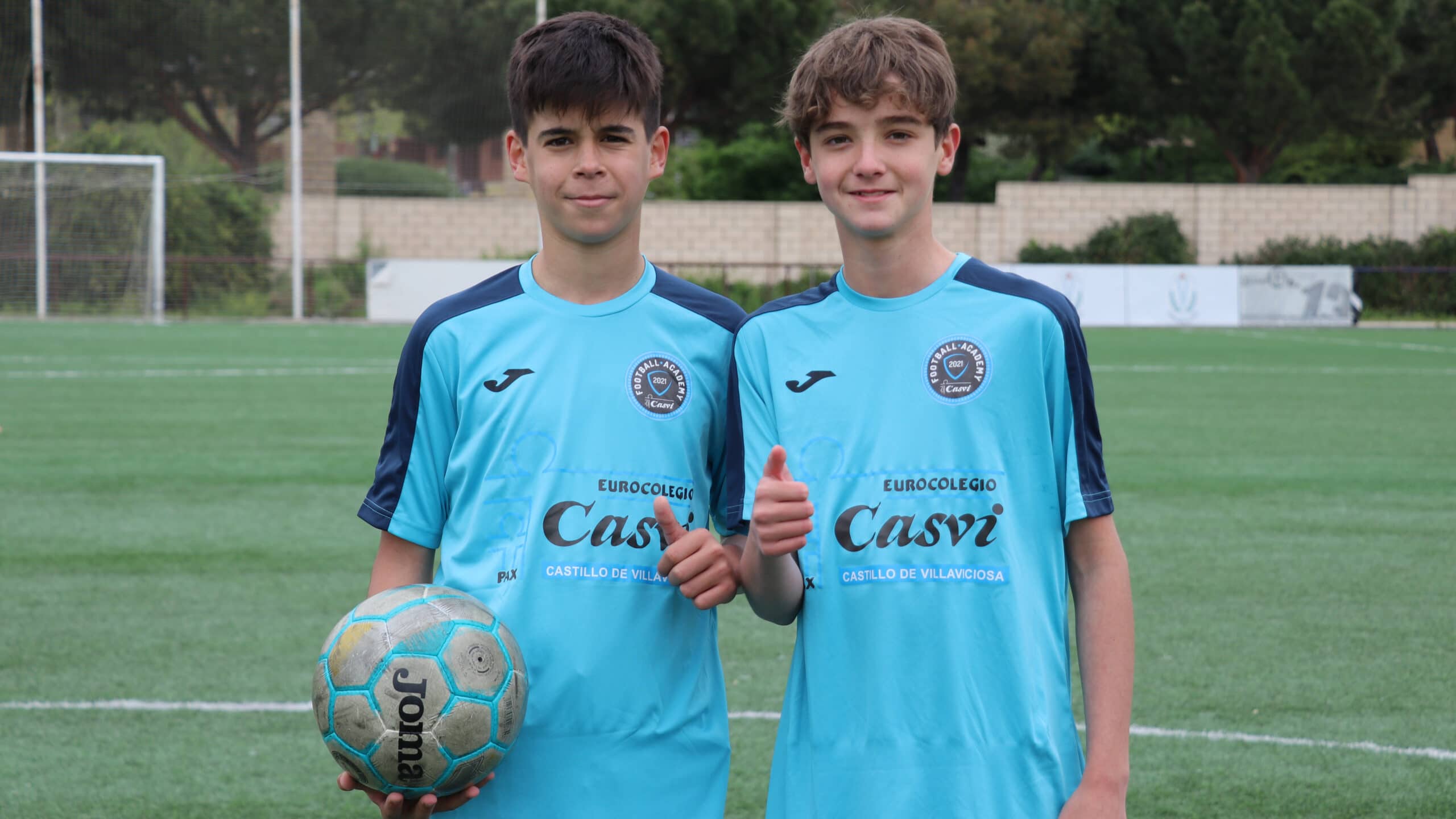 Alumnos de la Escuela de Fútbol Profesional Casvi Football Academy